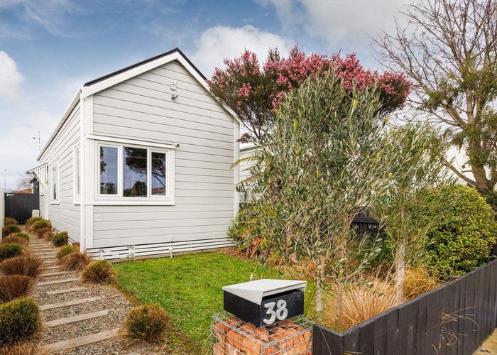  at 38 Joseph Street, West End, Palmerston North, Manawatu / Whanganui