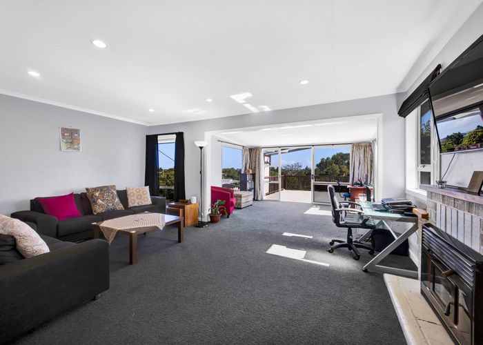  at 10A Cowling Road, Hurdon, New Plymouth