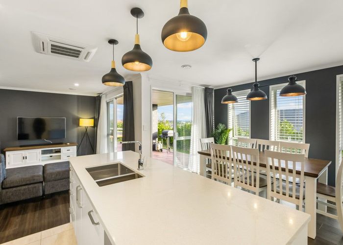  at 5 Te Aparangi Crescent, Papakura, Papakura