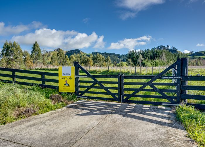  at 240 Matangi Road, Tuki Tuki, Havelock North