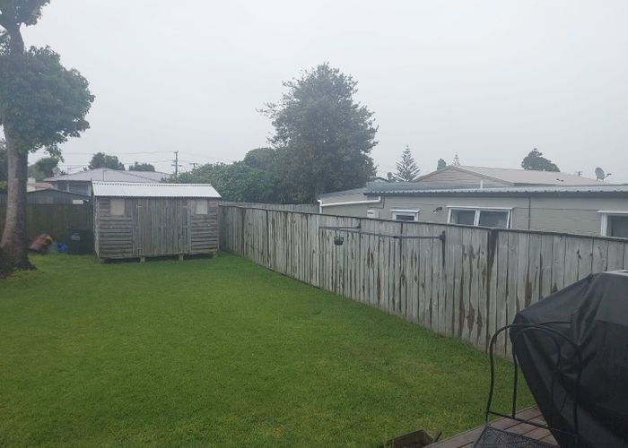  at 15 Wakefield Road, Favona, Manukau City, Auckland
