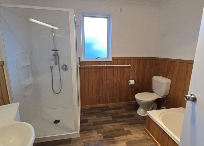  at 12 Ellison Place, Pakuranga Heights, Manukau City, Auckland