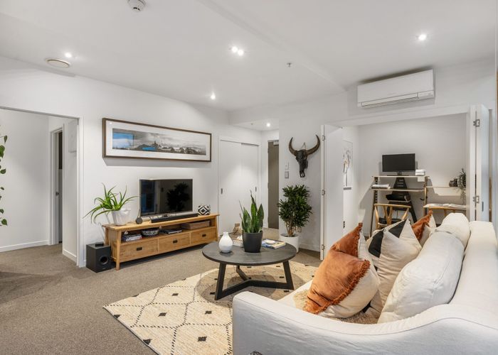  at 111/16 Huron Street, Takapuna, North Shore City, Auckland