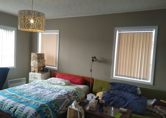  at 33 Bracken Road, Paparangi, Wellington