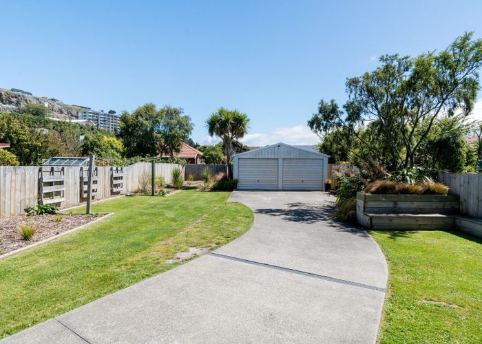  at 380 Bay View Road, Saint Clair, Dunedin