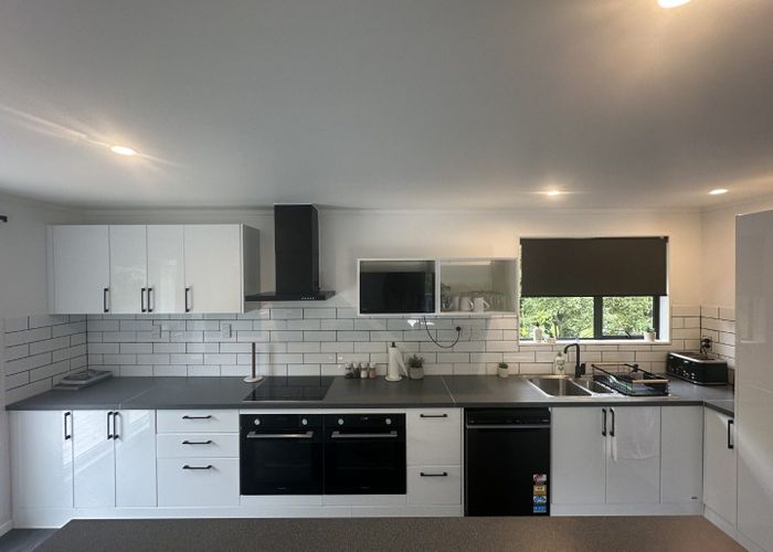  at 60 Wairau Road, Picton