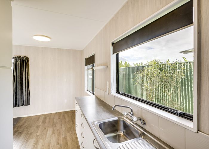 at 25B Windsor Terrace, Taradale, Napier