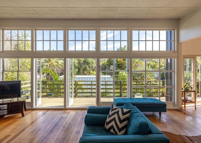  at 42 Tahatai Road, Oneroa, Waiheke Island, Auckland