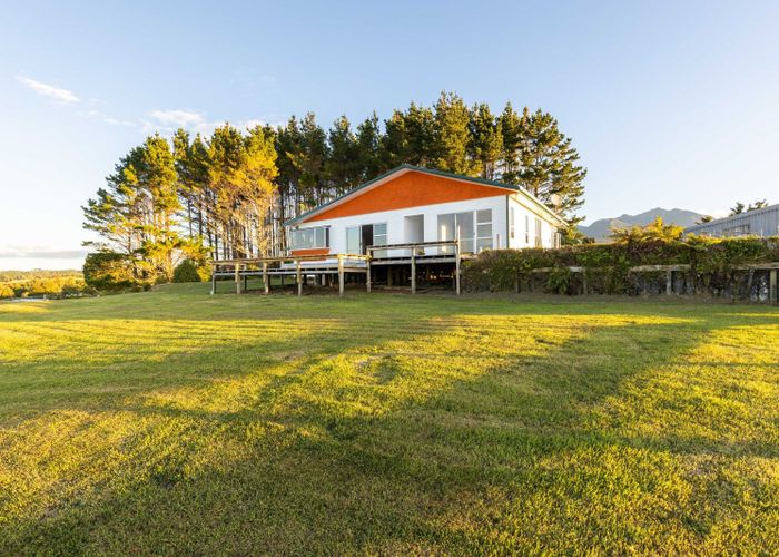  at 1568 Carrington Road, Hurworth, New Plymouth