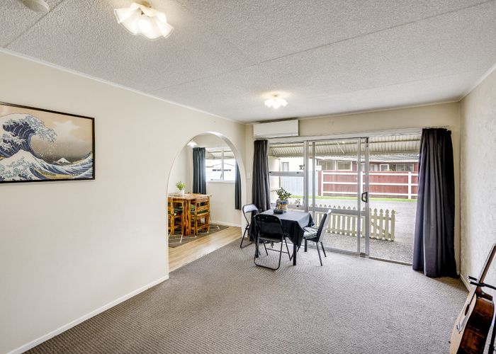  at 2/11 Hereford Place, Tamatea, Napier