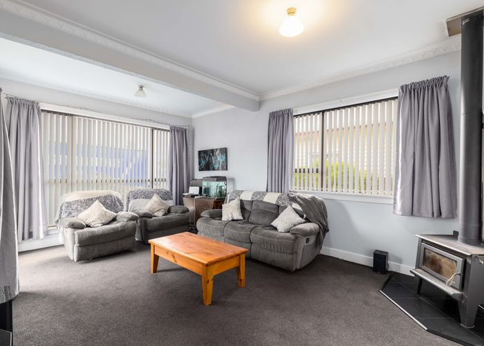 at 122 Pages Road, Wainoni, Christchurch