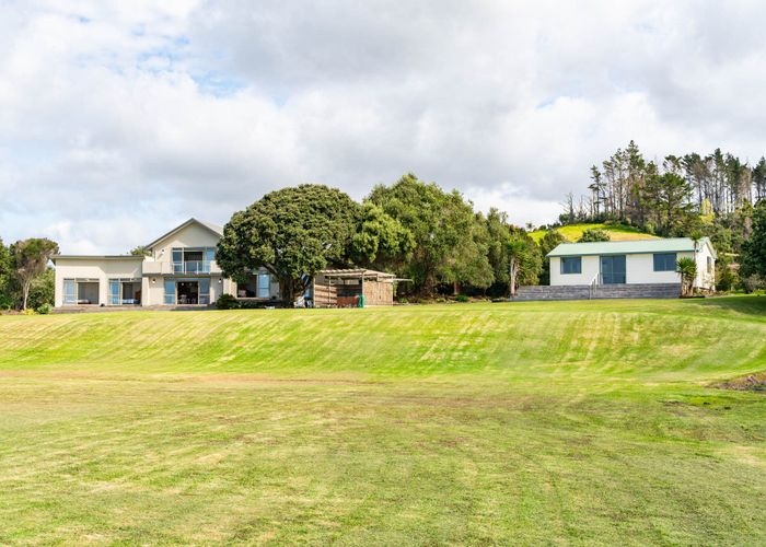  at 585 Cove Road, Waipu, Waipu