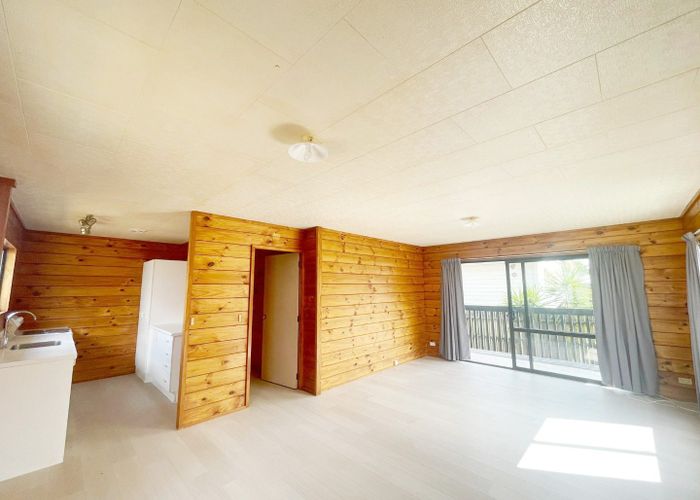  at 2/116 Porchester Road , Papakura, Papakura, Auckland