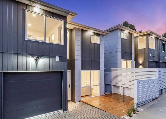  at 76B Glenmore Road, Sunnyhills, Auckland