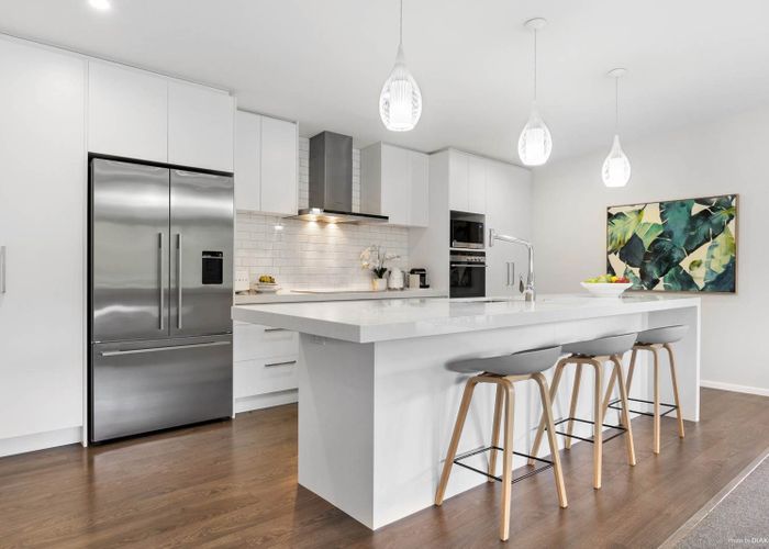  at 34 Montgomery Crescent, Cockle Bay, Auckland