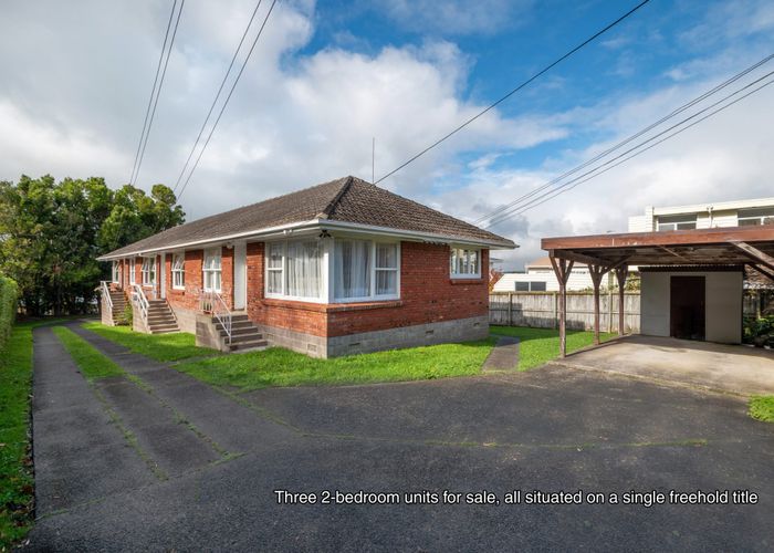  at 18A Eversleigh Road, Belmont, Auckland