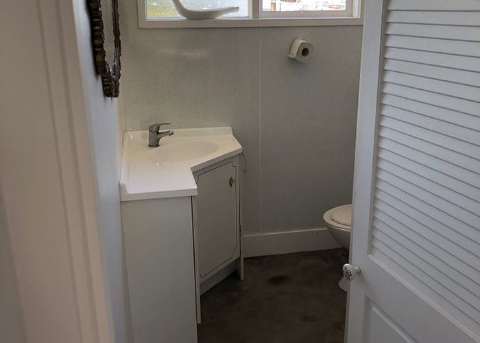  at Titirangi, Waitakere City, Auckland