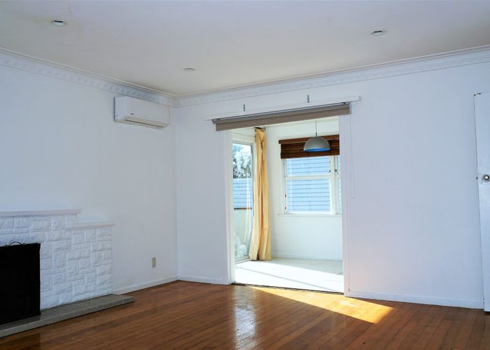  at 70 Archers Road, Glenfield, North Shore City, Auckland