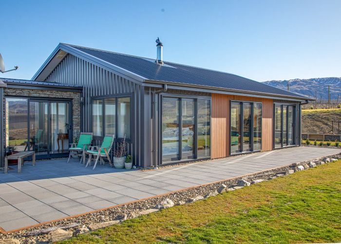  at 1 Stella Way, Waikerikeri