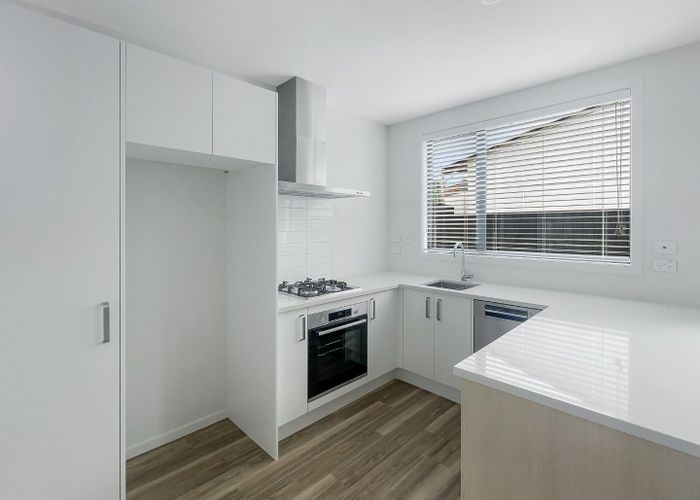  at 4/25 Sandwich Road, Saint Andrews, Hamilton, Waikato