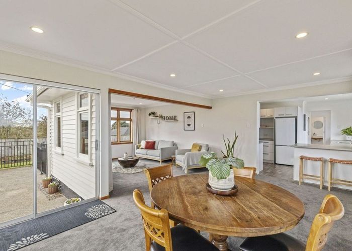  at 106b Seaview Road, Westown, New Plymouth, Taranaki