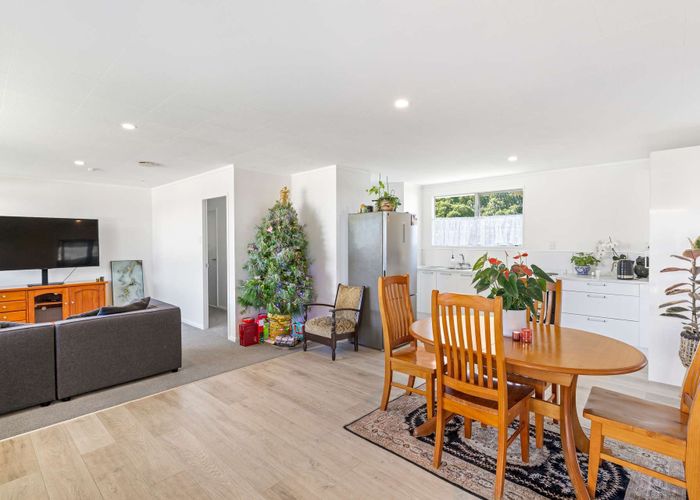  at 1/26 Te Moau Avenue Parakai, Parakai, Rodney, Auckland