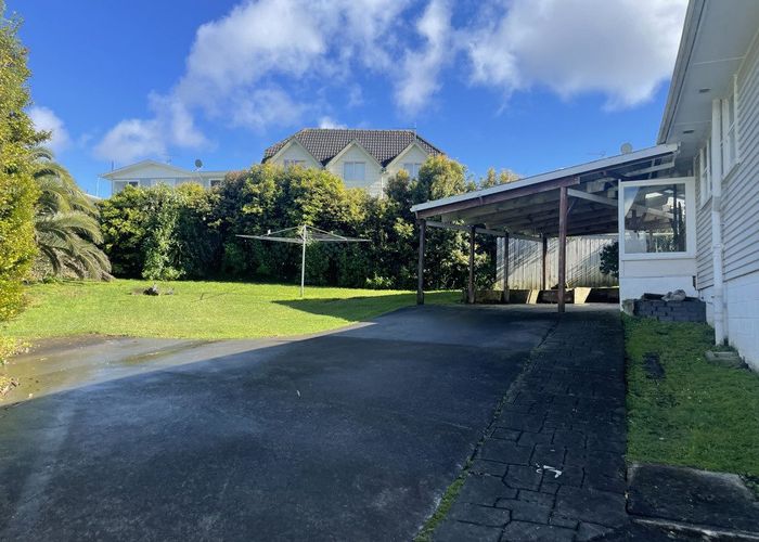  at 32 Bruce Road, Glenfield, North Shore City, Auckland