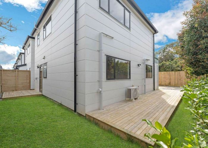 at 7/8 Atarangi Road, Greenlane, Auckland City, Auckland