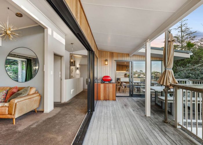  at 4 Willis Street, Torbay, North Shore City, Auckland