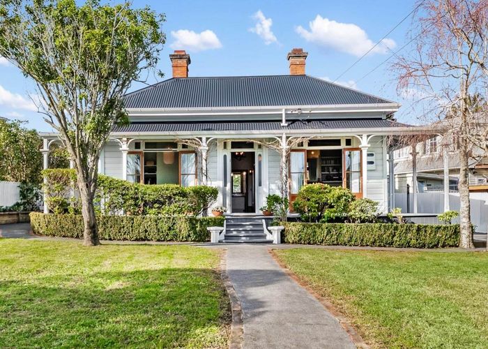  at 153 Blockhouse Bay Road, Avondale, Auckland