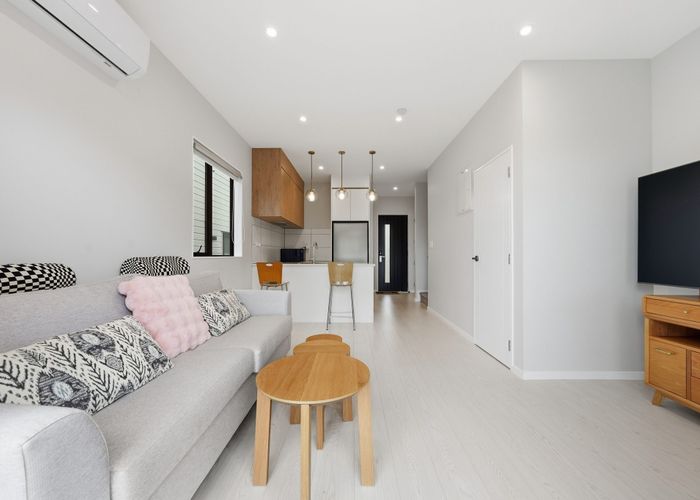  at 5/17 Parker Avenue, New Lynn, Waitakere City, Auckland