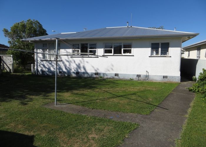  at 44 Wood Street, Takaro, Palmerston North