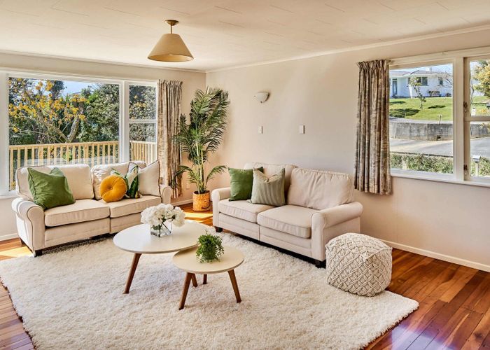  at 61 Kahu Road, Paremata, Porirua