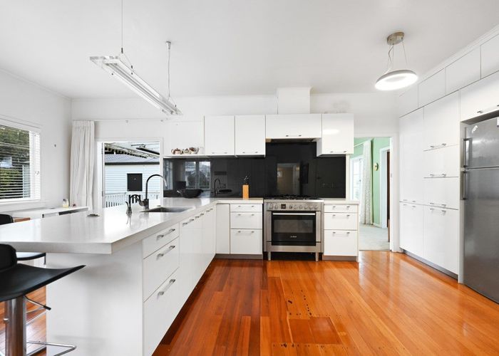  at 53 Beerescourt Road, Beerescourt, Hamilton
