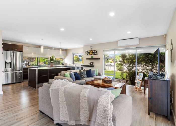  at 25 Constellation Avenue, Beachlands, Auckland