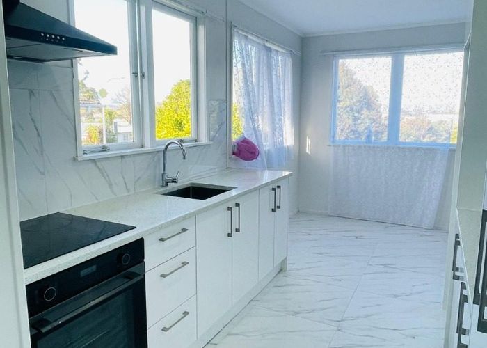  at 16 Frangipani Avenue, Manurewa, Auckland