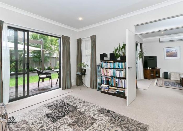  at 11  Ganley Terrace, Stonefields, Auckland City, Auckland