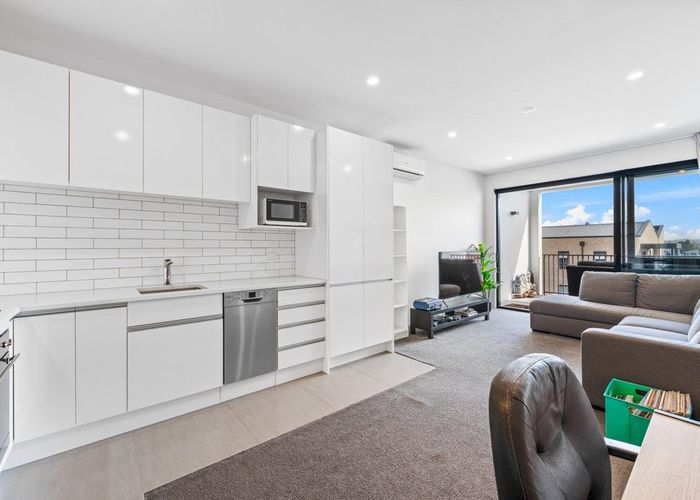  at 213/81 Mapou Road, Hobsonville, Waitakere City, Auckland