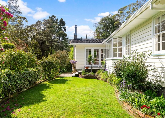  at 4 Freemans Way, Pinehaven, Upper Hutt, Wellington