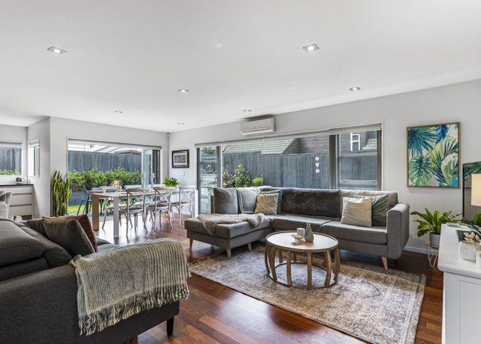  at 6 Mapau Road, Greenlane, Auckland City, Auckland