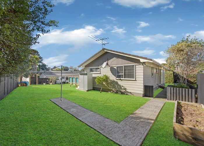  at 47 Claverdon Drive, Massey, Waitakere City, Auckland