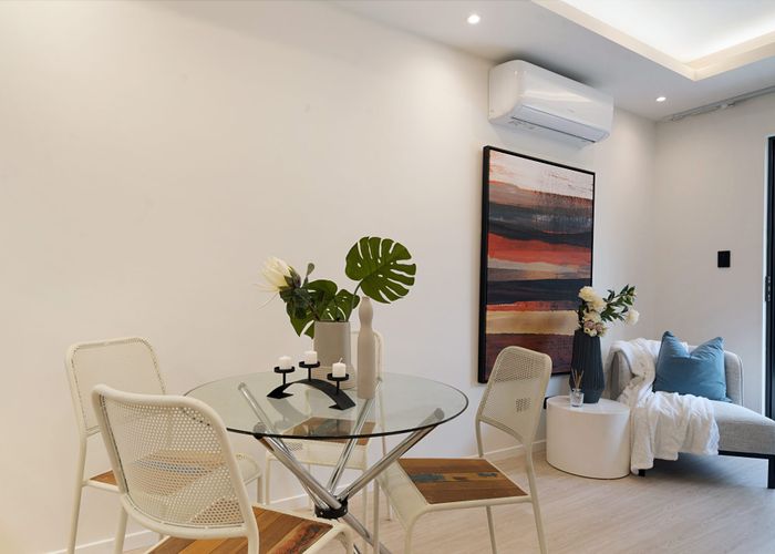  at 6/52 Newington Road, Henderson, Waitakere City, Auckland