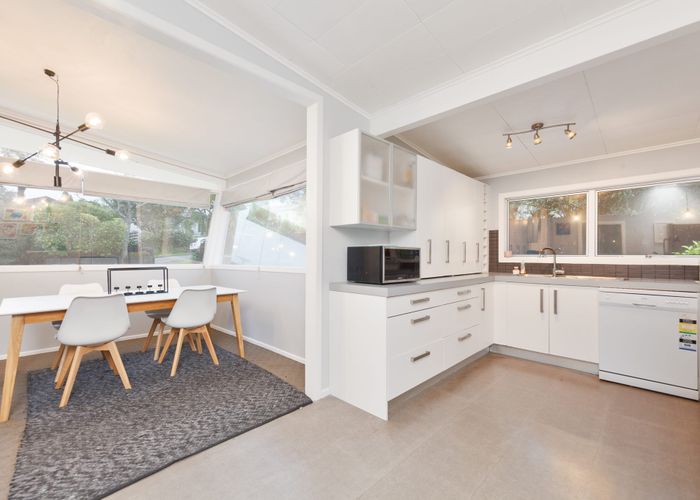  at 53 D'Oyly Drive, Stanmore Bay, Whangaparaoa