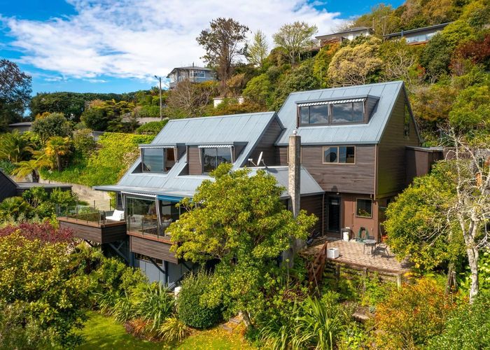  at 2 The Cliffs, Britannia Heights, Nelson, Nelson / Tasman