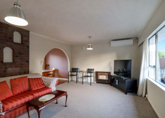  at 2/45 Whites Line West, Waiwhetu, Lower Hutt, Wellington