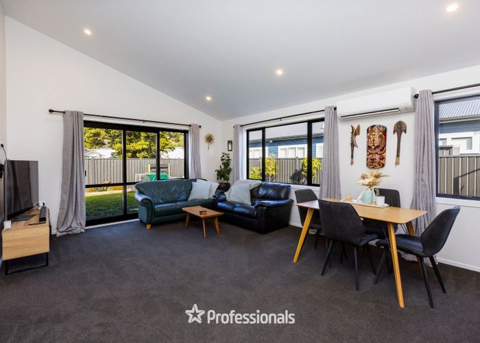  at 31 Castletown Street, Wallaceville, Upper Hutt, Wellington