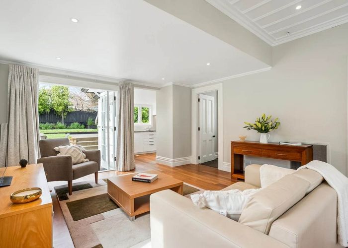  at 16 Leamington Road, Mount Eden, Auckland