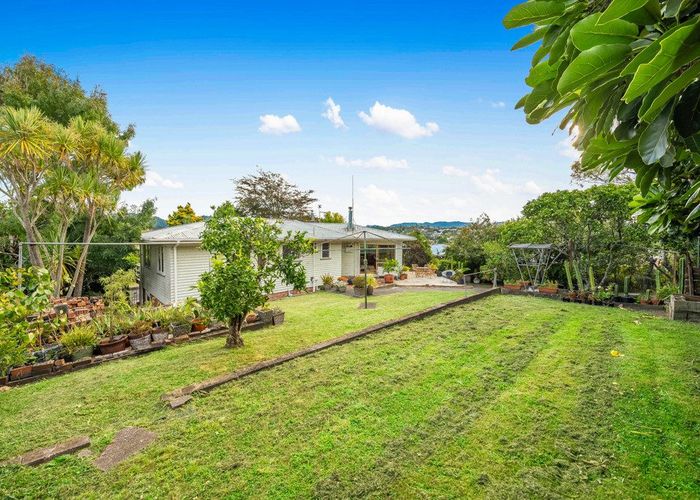  at 33 Routley Drive, Glen Eden, Waitakere City, Auckland