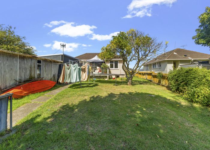  at 34 Pearl Baker Drive, Otara, Auckland