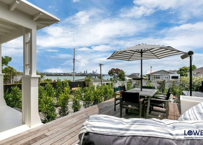  at 12 Birkley Road, Bayswater, North Shore City, Auckland